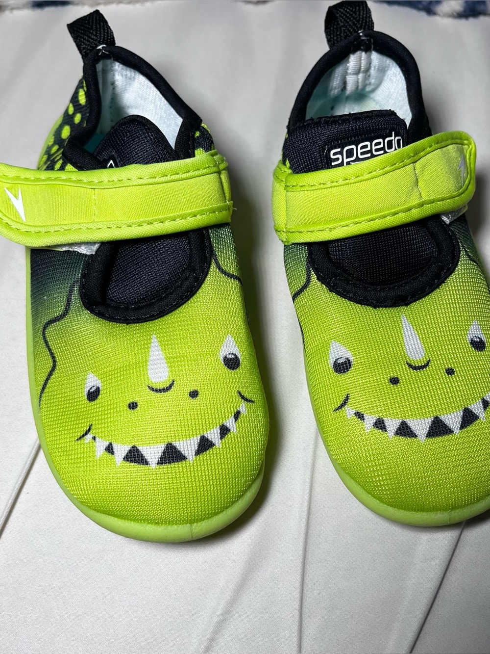 Speedo Kids Water Shoes Dinosaur Green Size M 7/8
